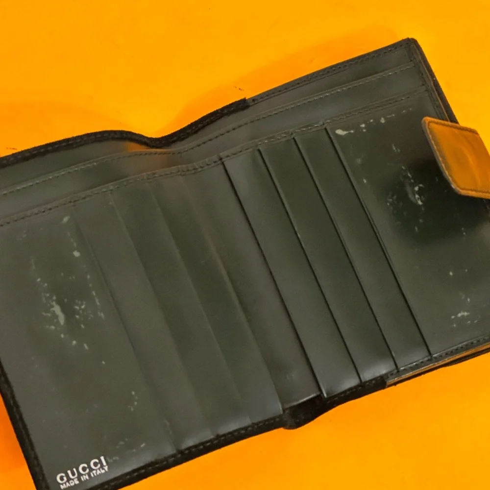 Gucci Black Leather Wallet - Picture 4 of 16